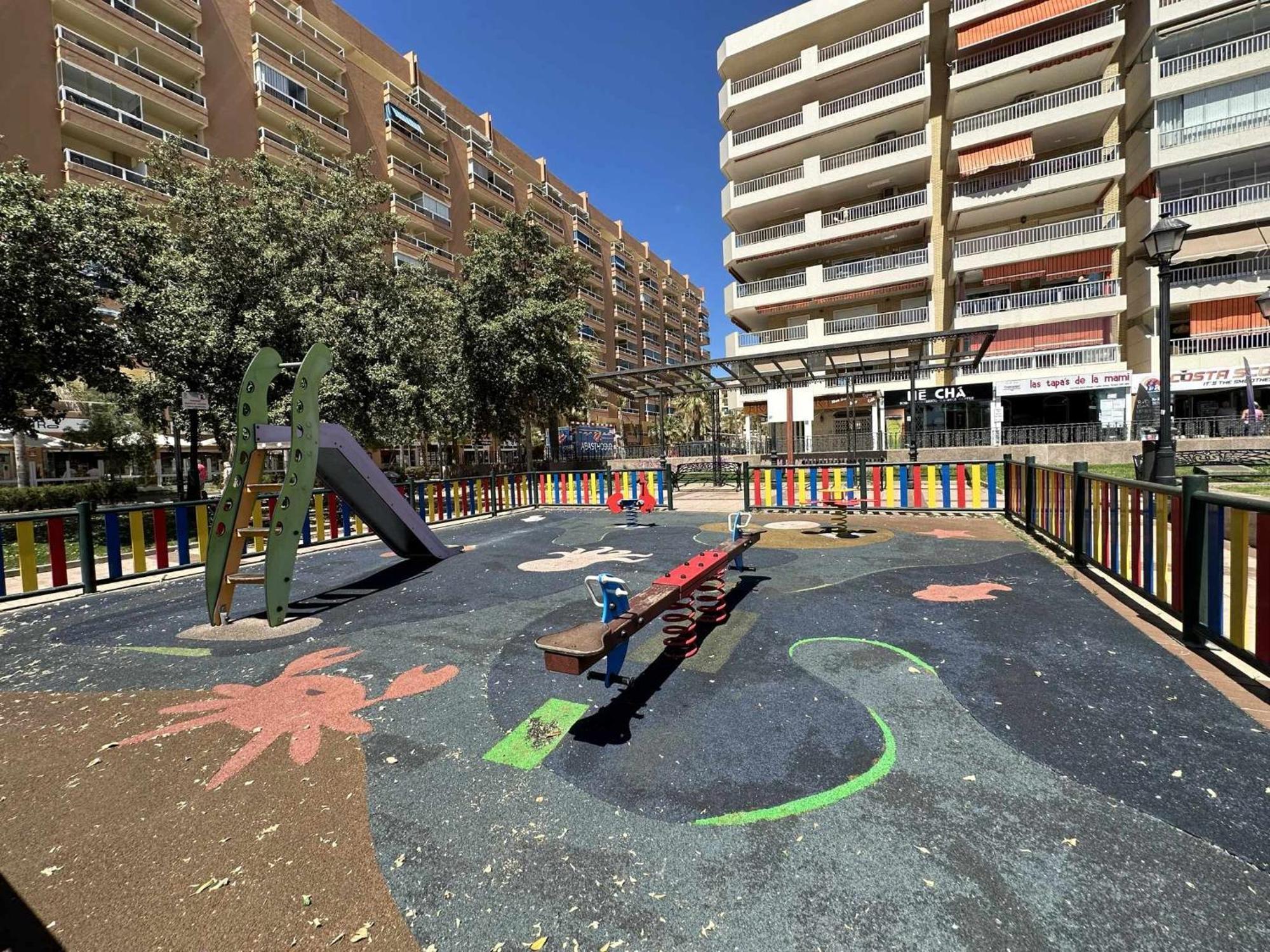 Estudio Pyr Privado Frente Al Puerto De Фуэнхирола Экстерьер фото